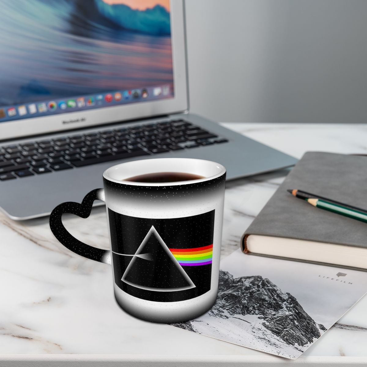 Taza de cerámica divertida de  - Coffee Tea Love reseña y precio